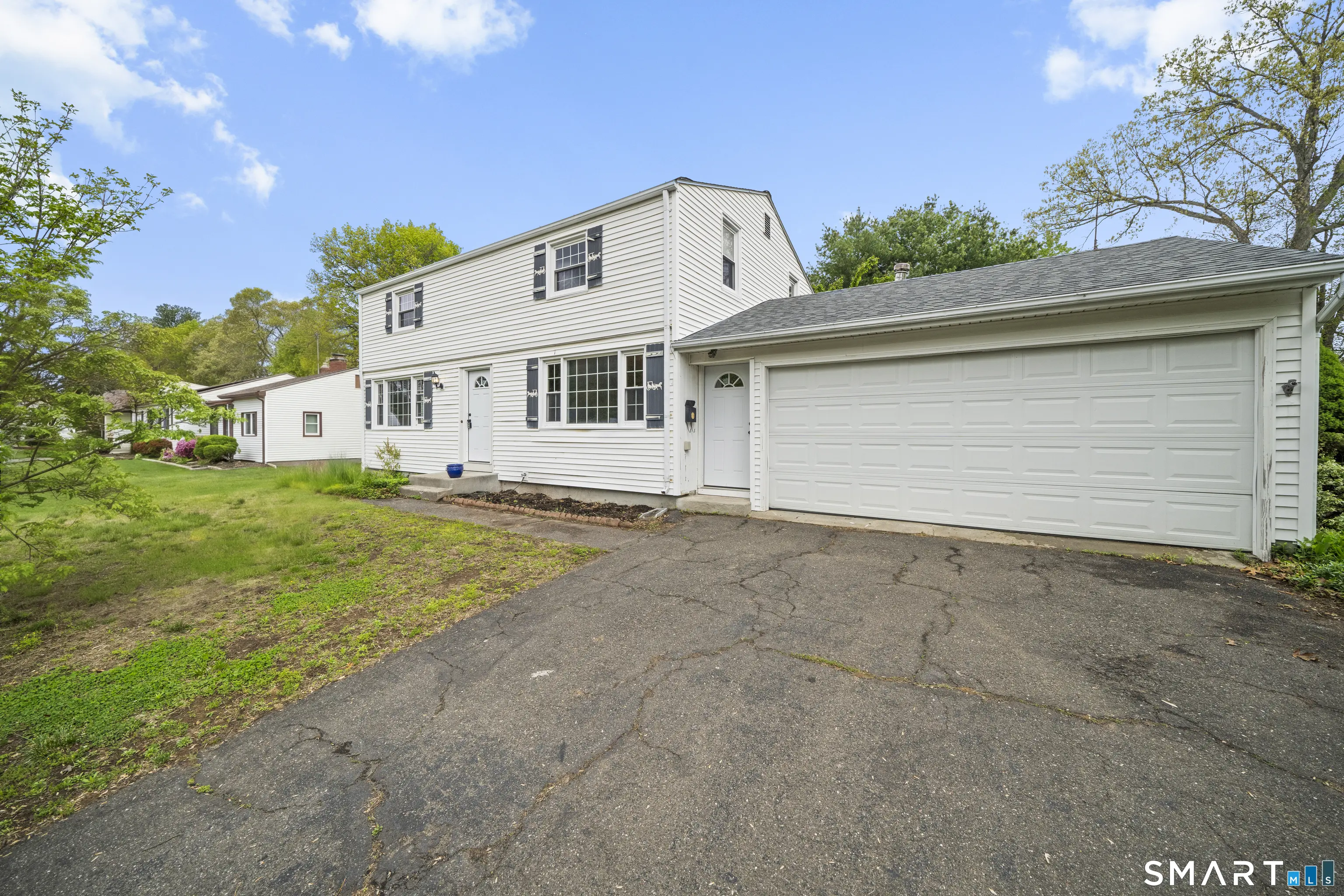 25 Putnam Drive, Enfield