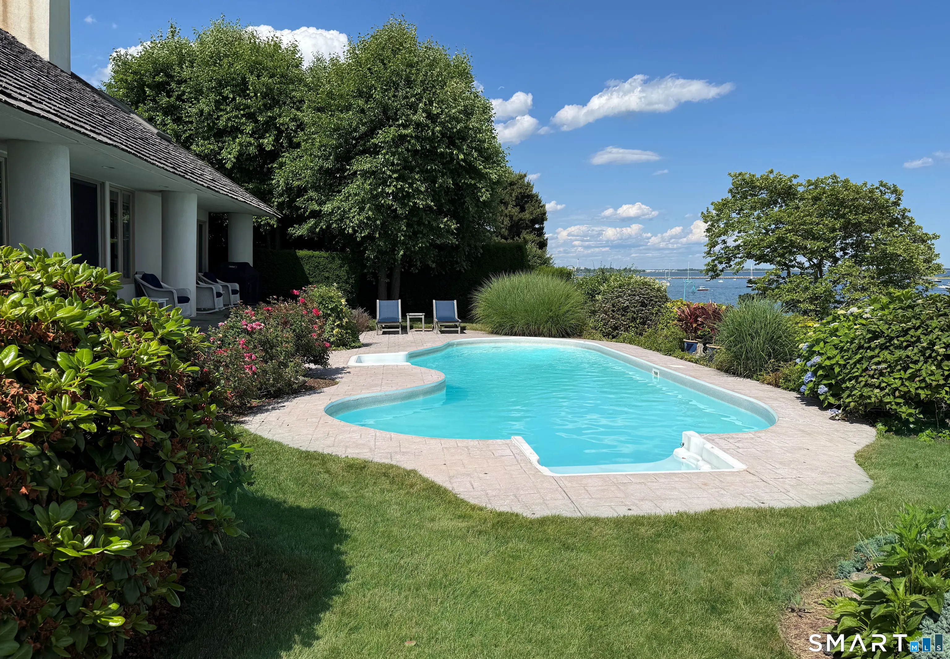 125 Battery Park Drive, Bridgeport