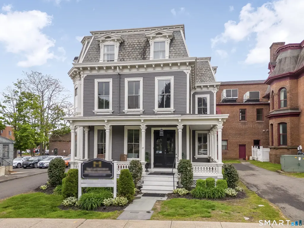27 Pleasant Street, Middletown