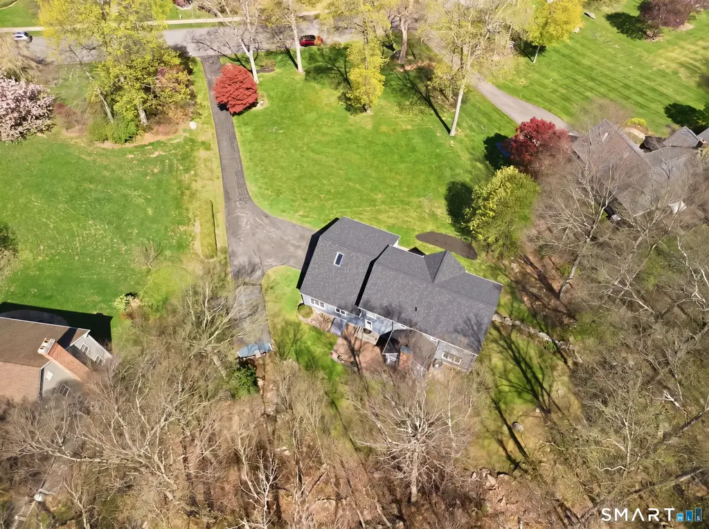 104 Old Farms Road, Glastonbury