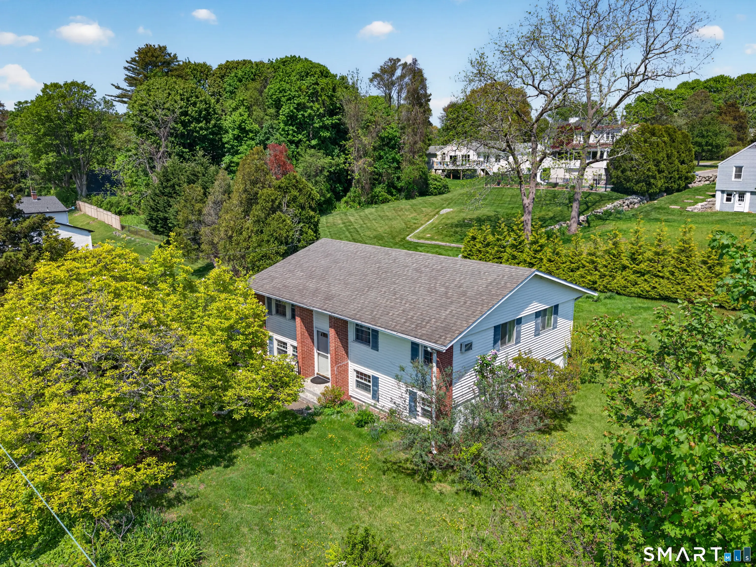 662 Groton Long Point Road, Groton