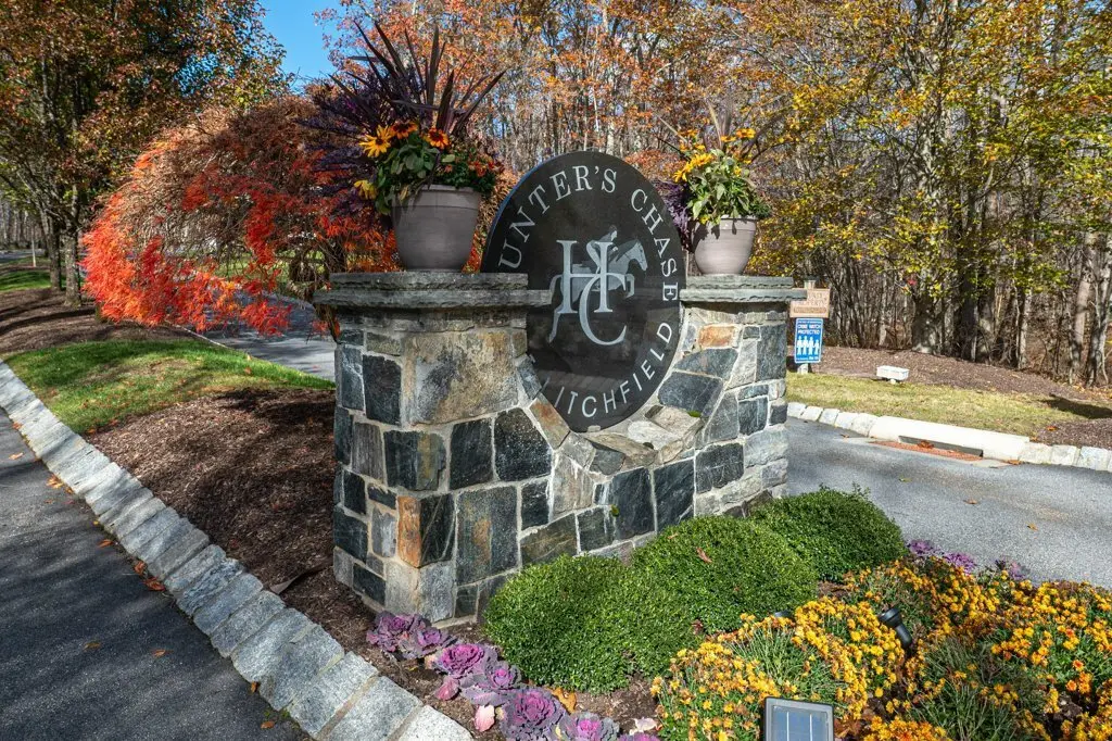 258 Hunter Drive 258, Litchfield