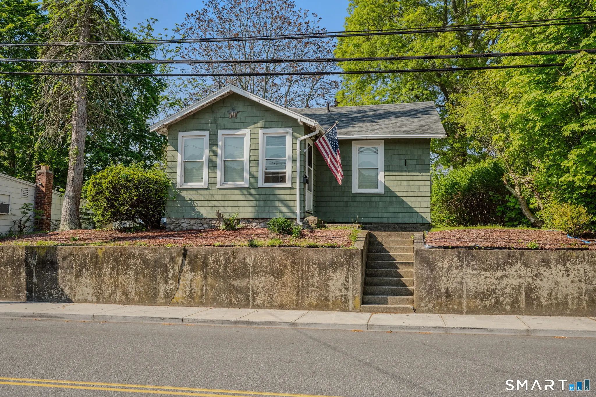 231 Poquonnock Road, Groton
