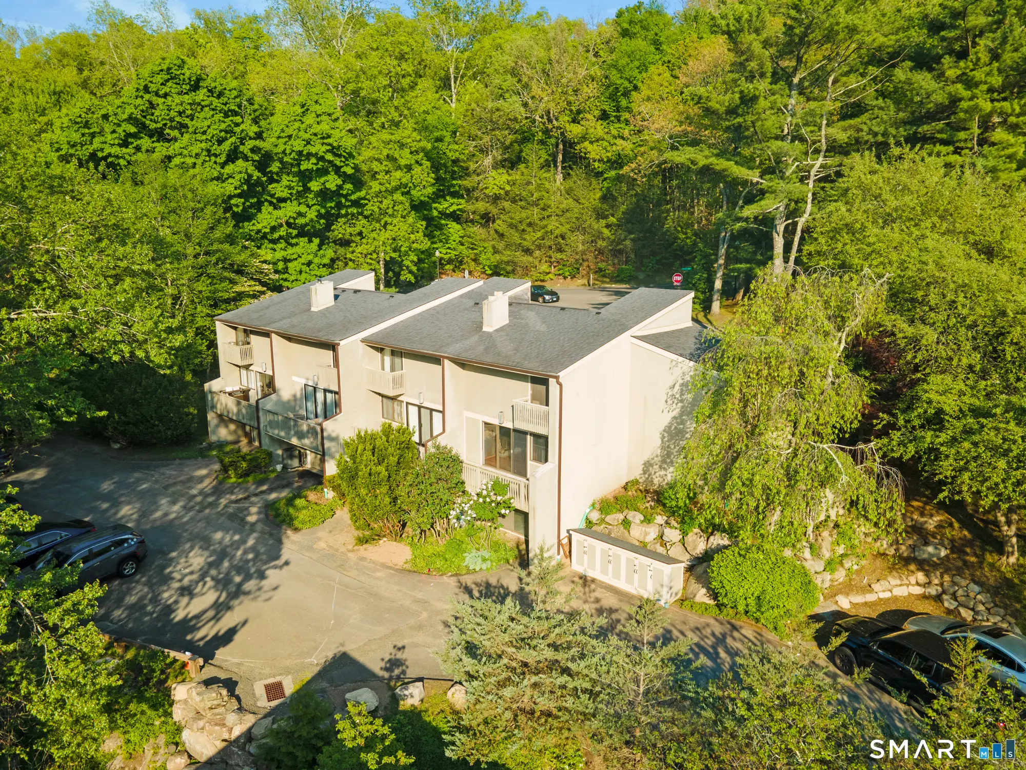 19 Clubhouse Drive 19, Woodbury