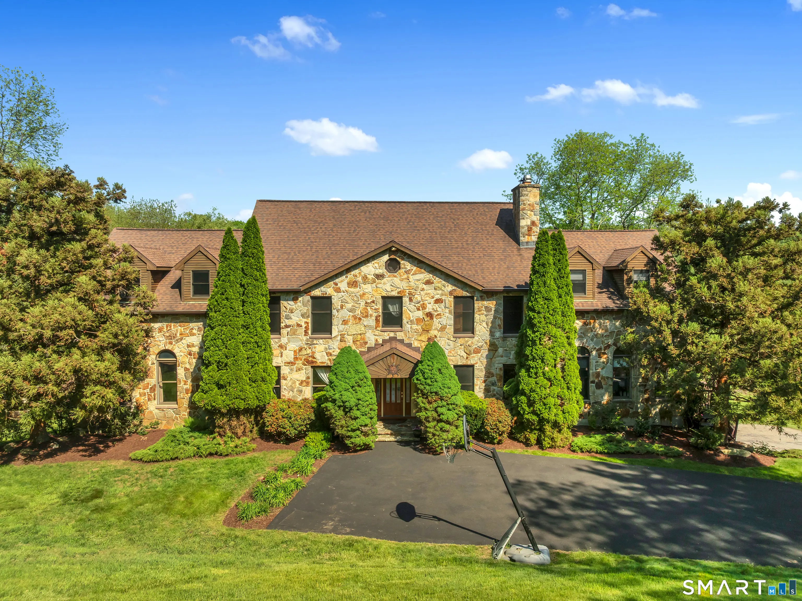 194 Quaker Farms Road, Oxford