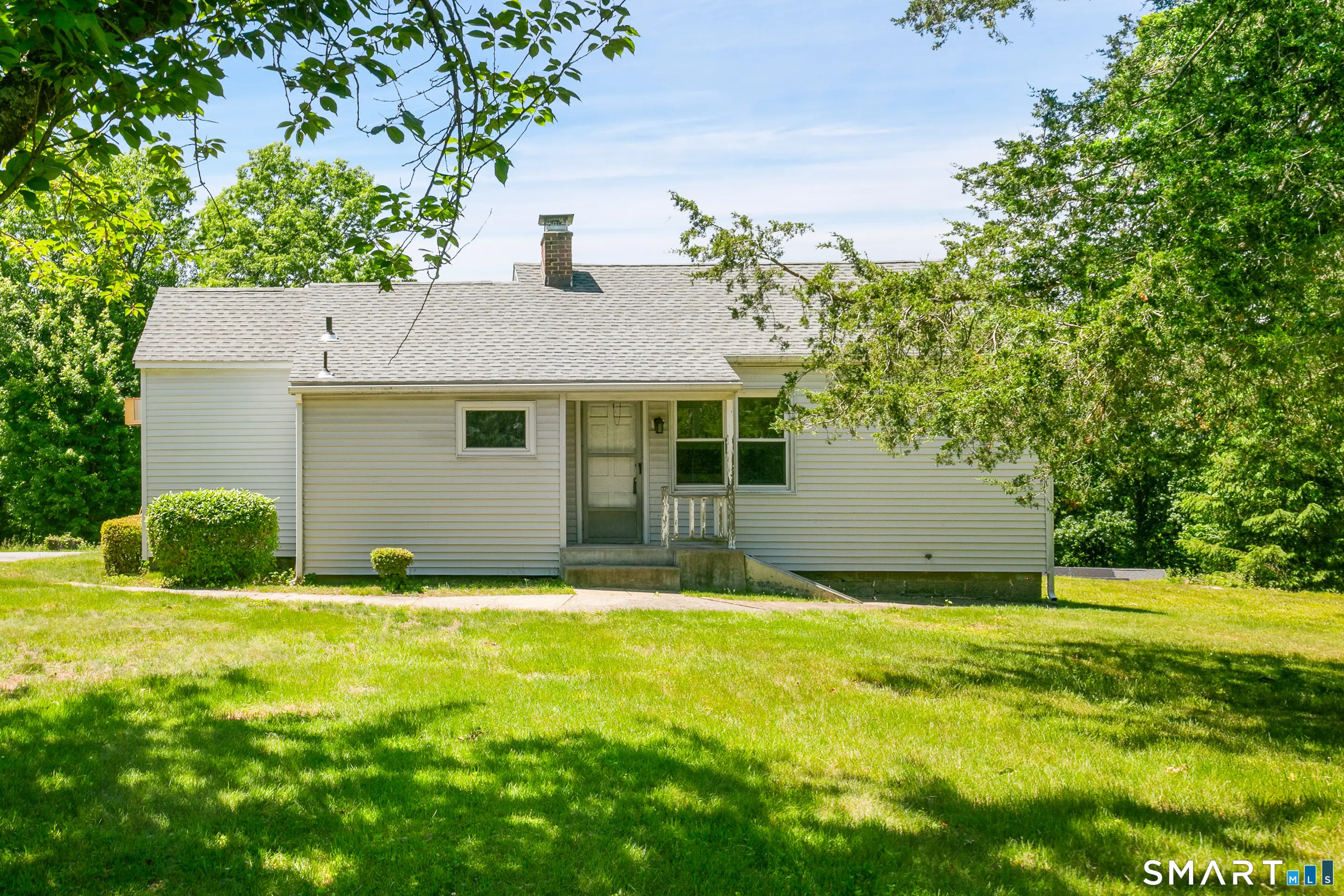 11 Bear Mountain Road, New Fairfield