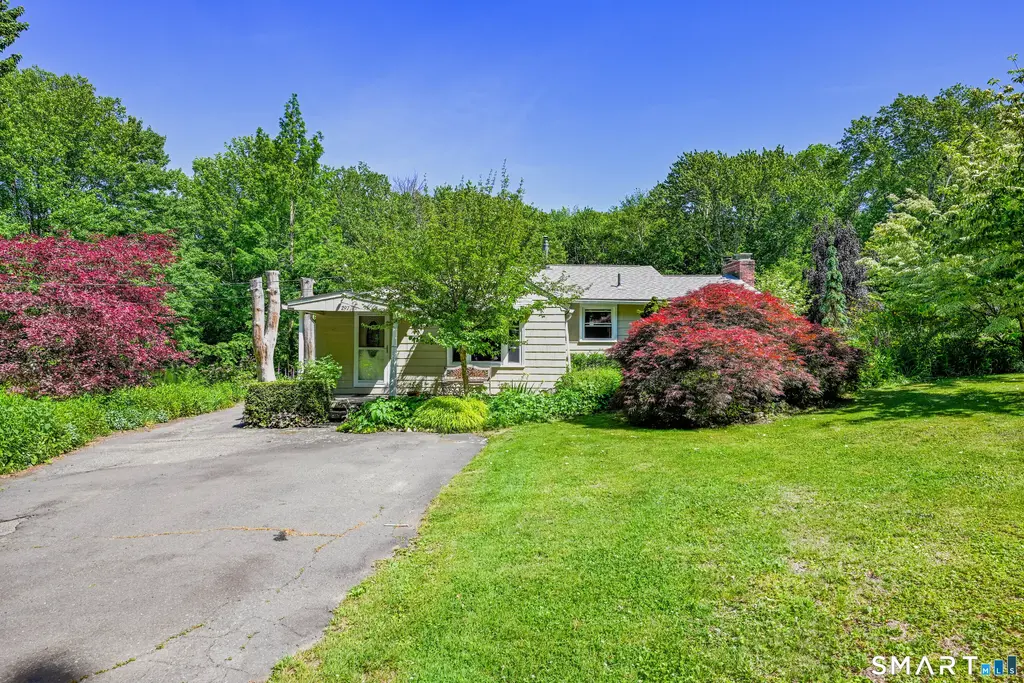 297 Allentown Road, Plymouth