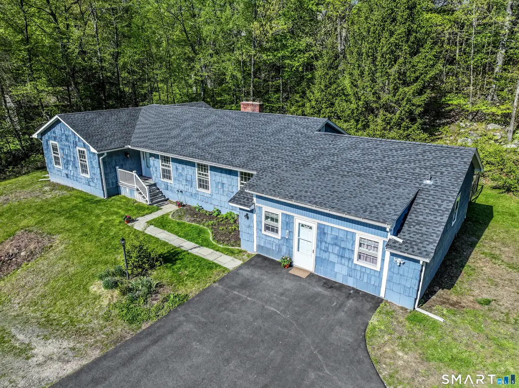 152 State Route 37, New Fairfield