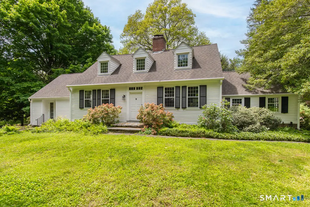 446 Amity Road, Woodbridge