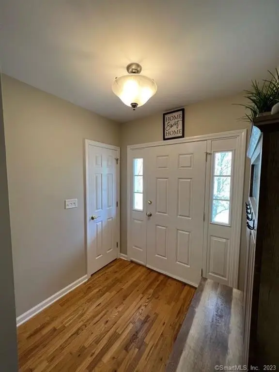1305 Sienna Drive 1305, Danbury