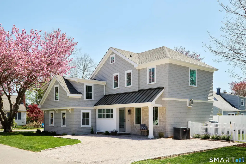 26 Bassett Lane, Madison