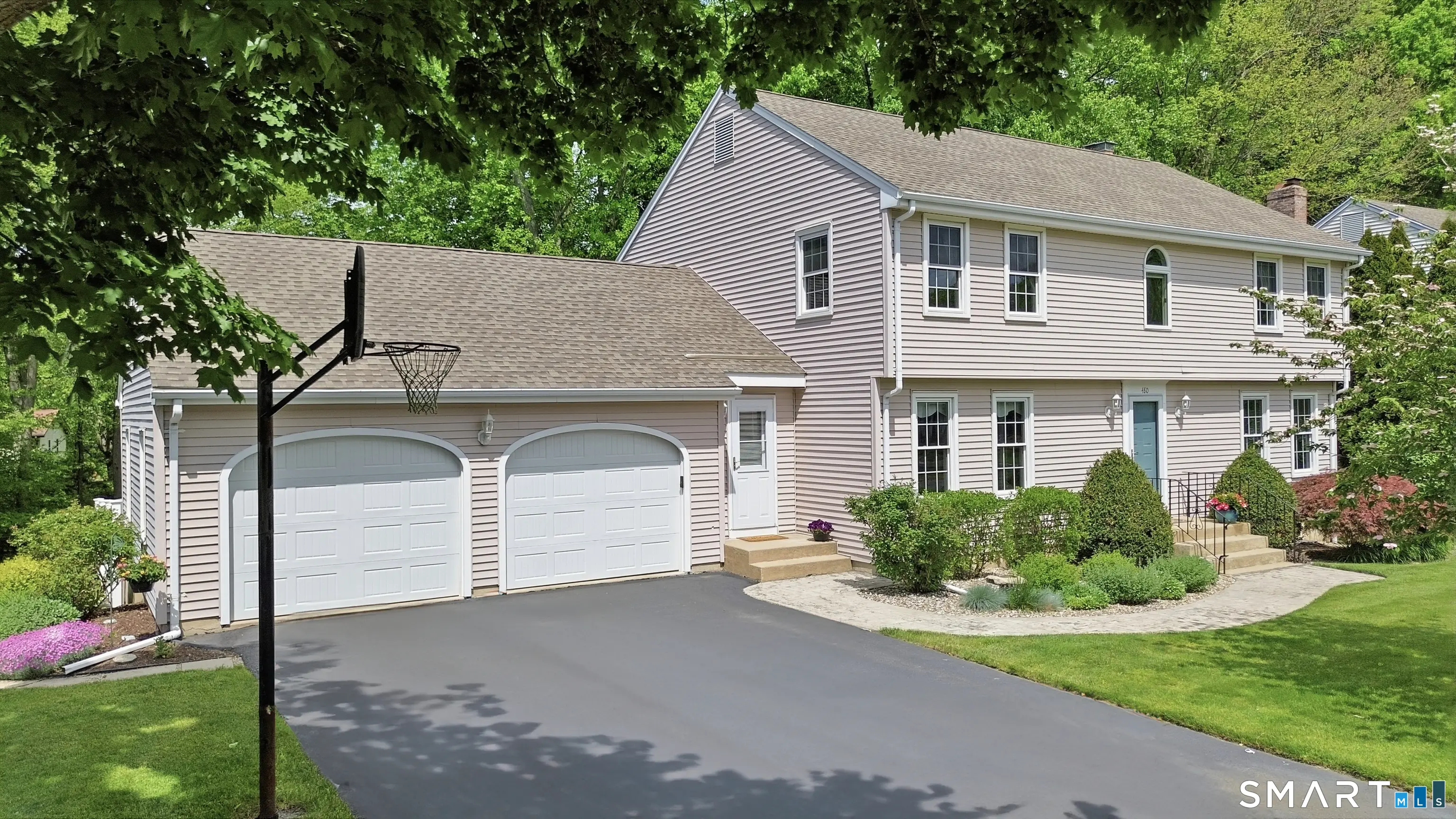 480 Quarry Brook Drive, South Windsor