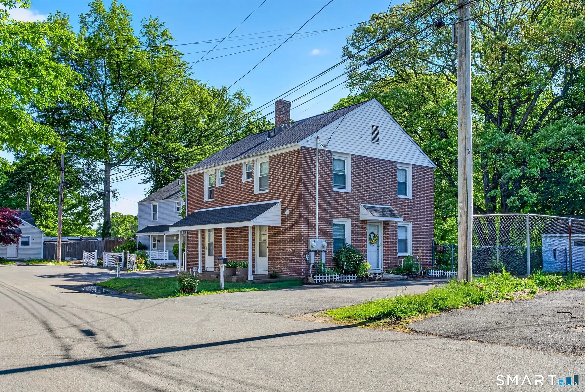 180 Dupont Place, Bridgeport