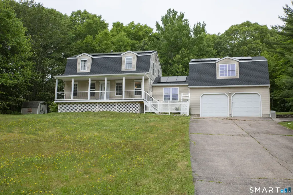 35 Pheasant Run Road, Stonington