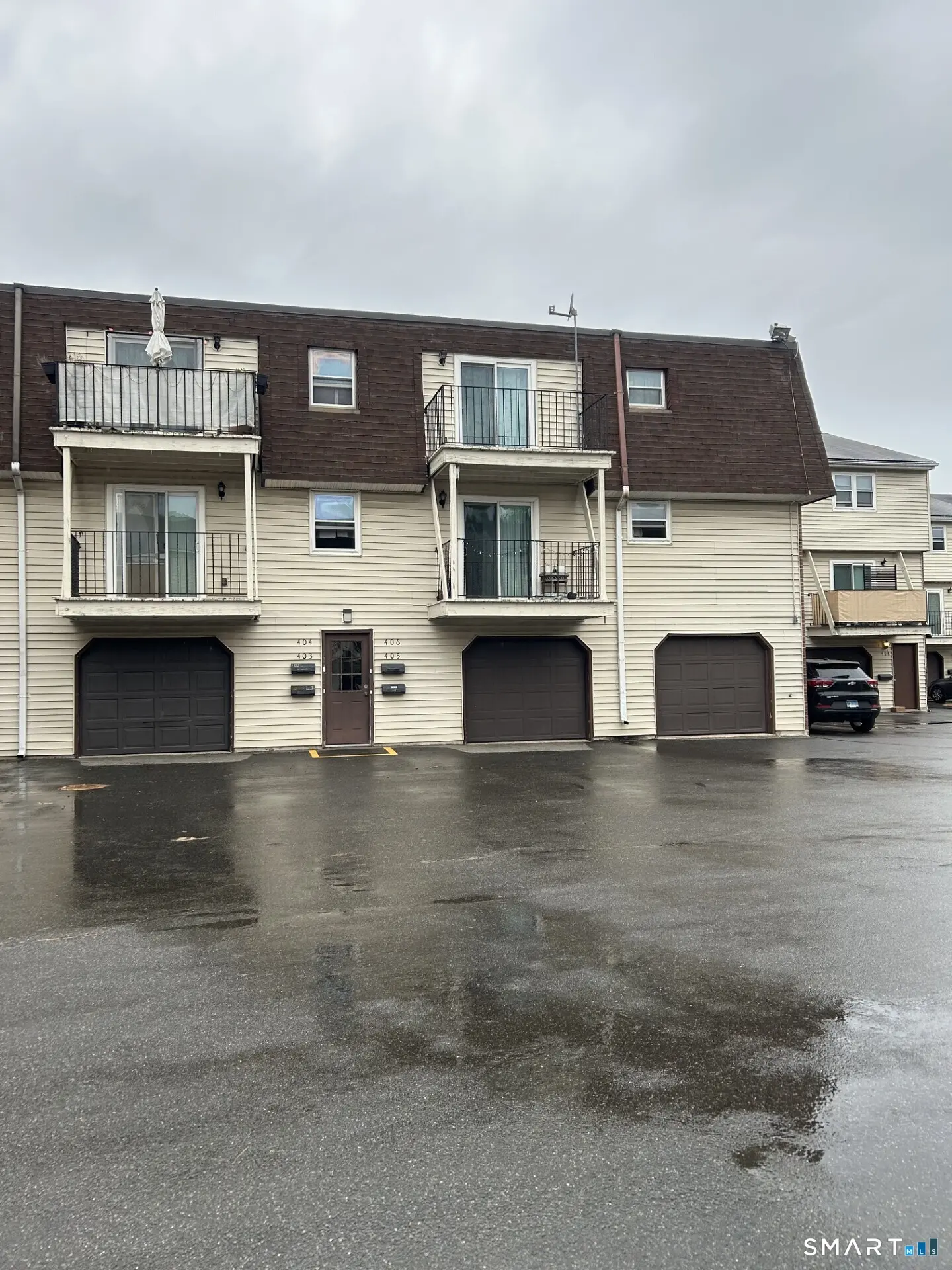 403 Blackstone Village 403, Meriden