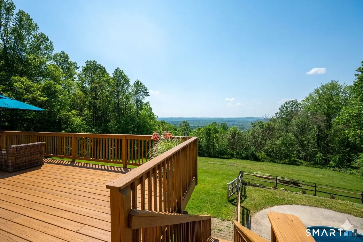 20 Timber Lane, New Milford