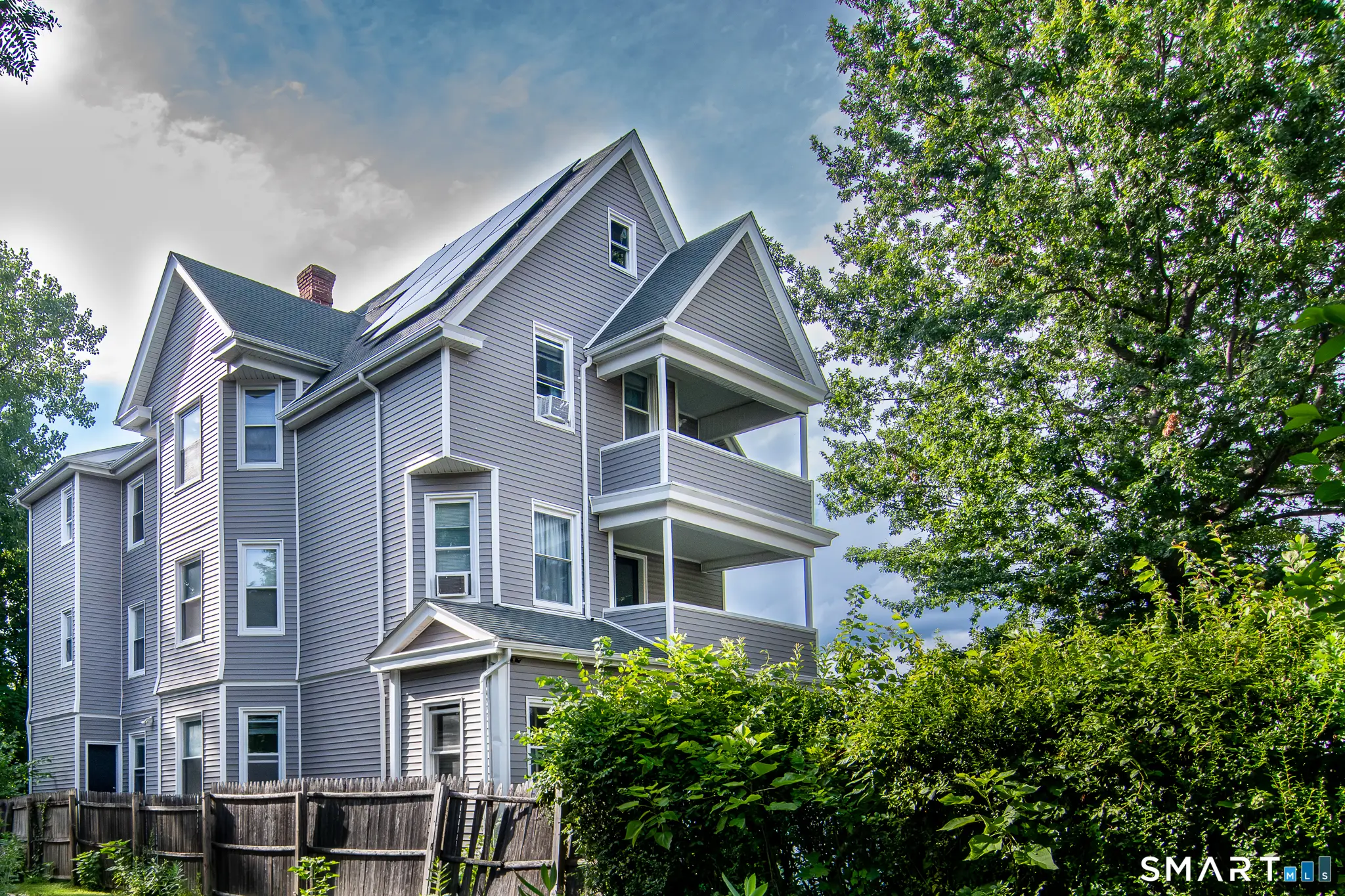 395 Woodland Street, Hartford