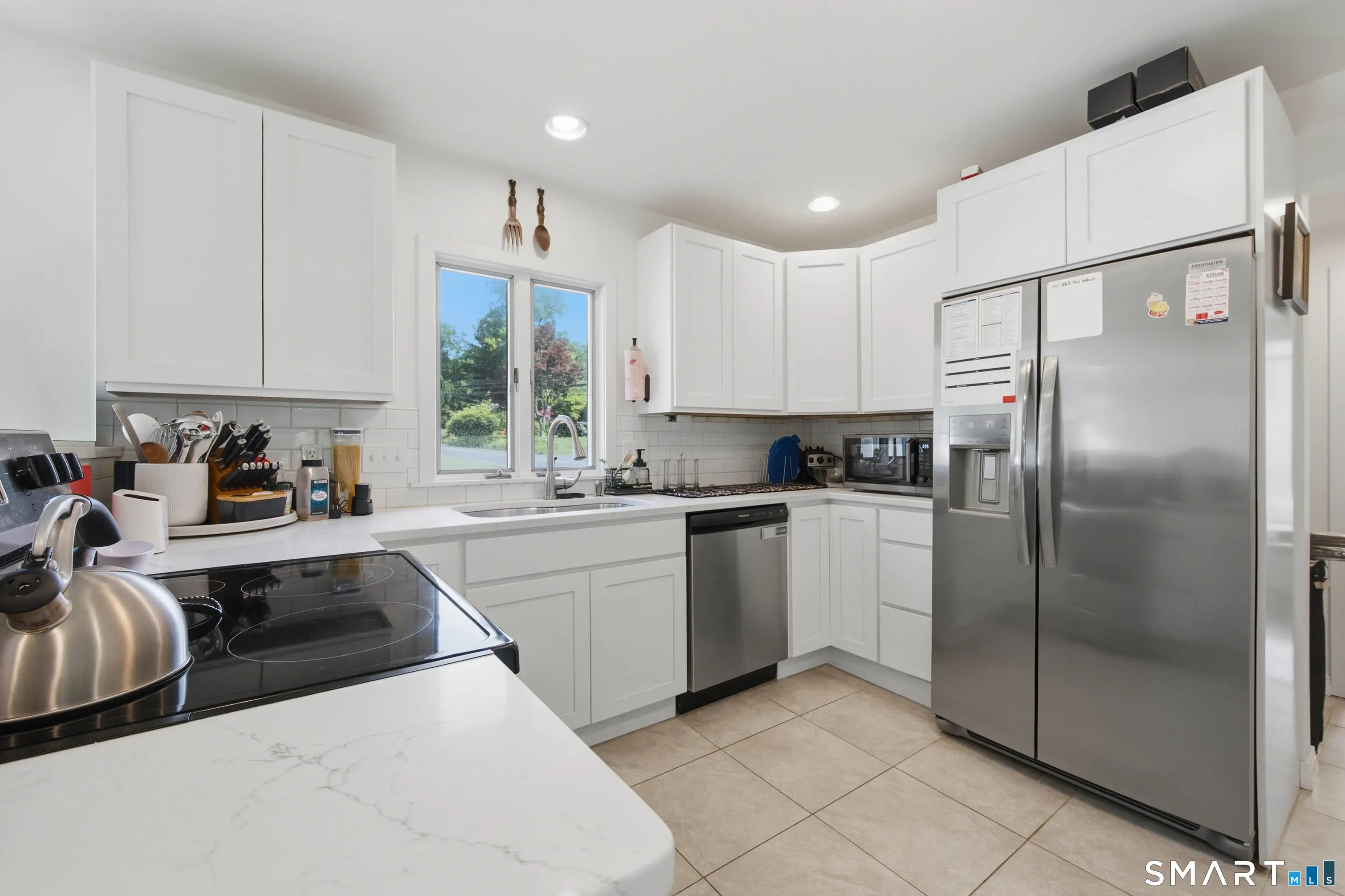 120 May Street, Naugatuck