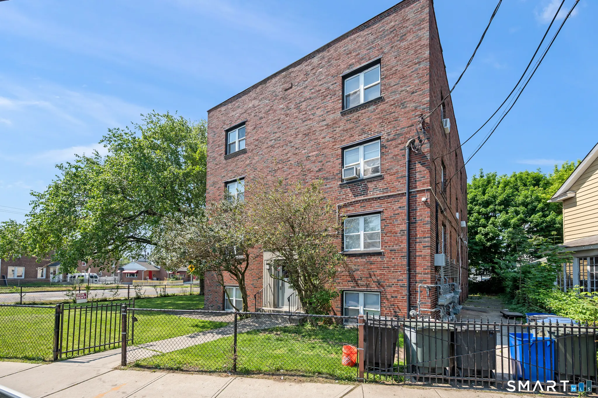 305 Parrott Avenue, Bridgeport