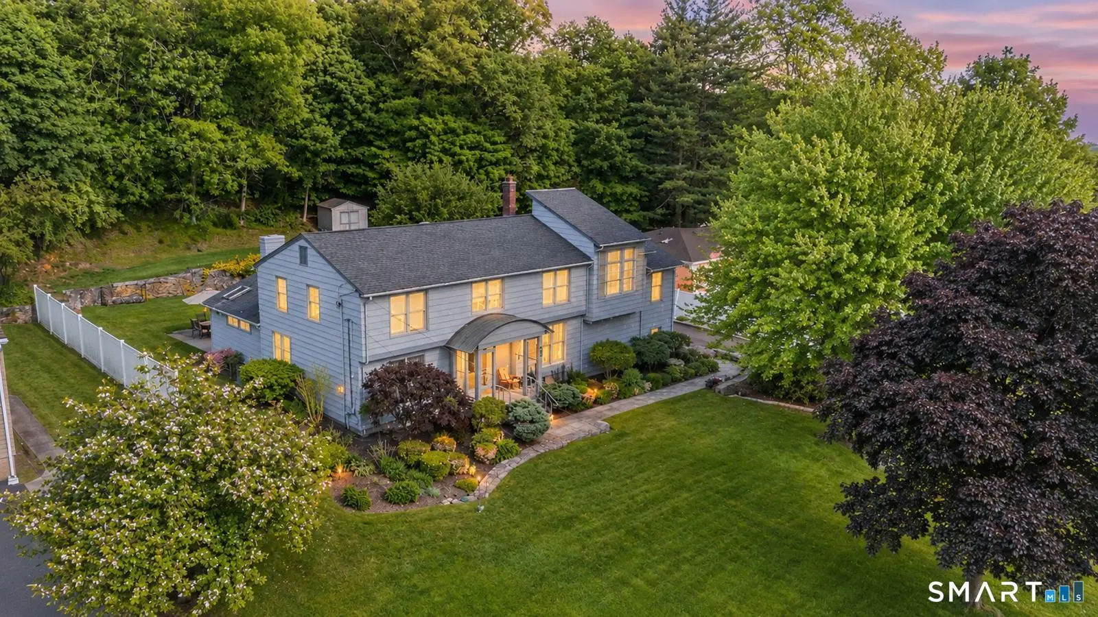 204 Braeside Drive, Hamden