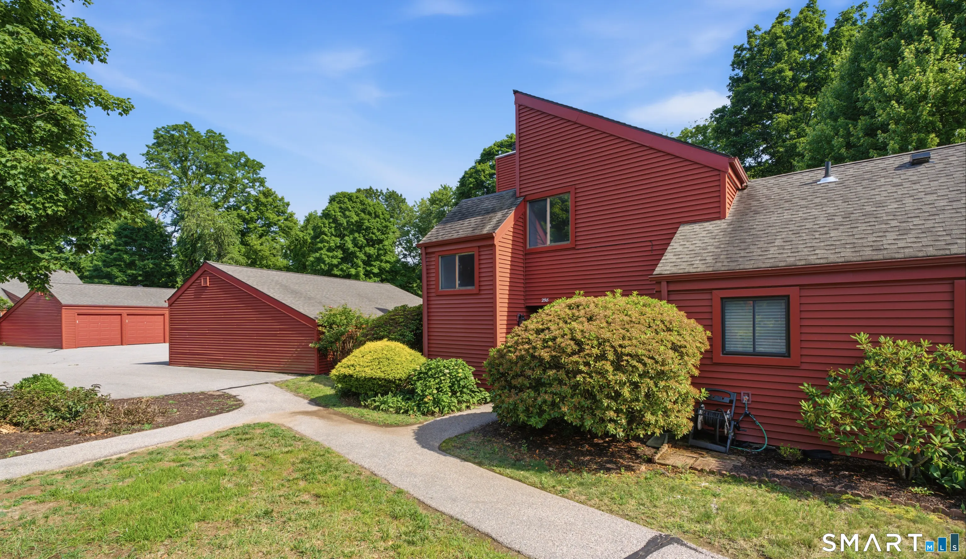 298 Hollister Way West 298, Glastonbury