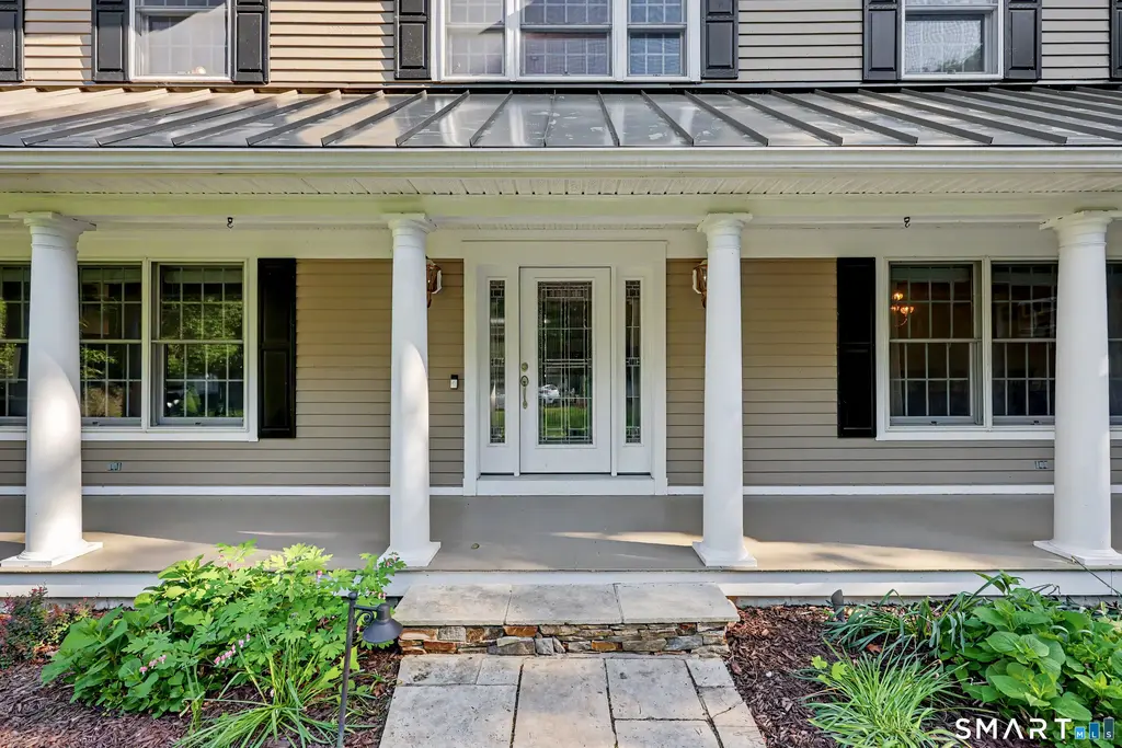 38 Douglas Drive, Hamden
