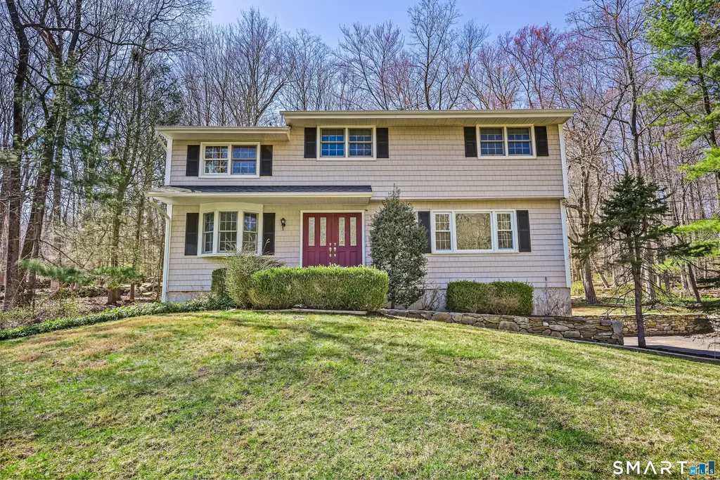 145 Wilton Road East, Ridgefield