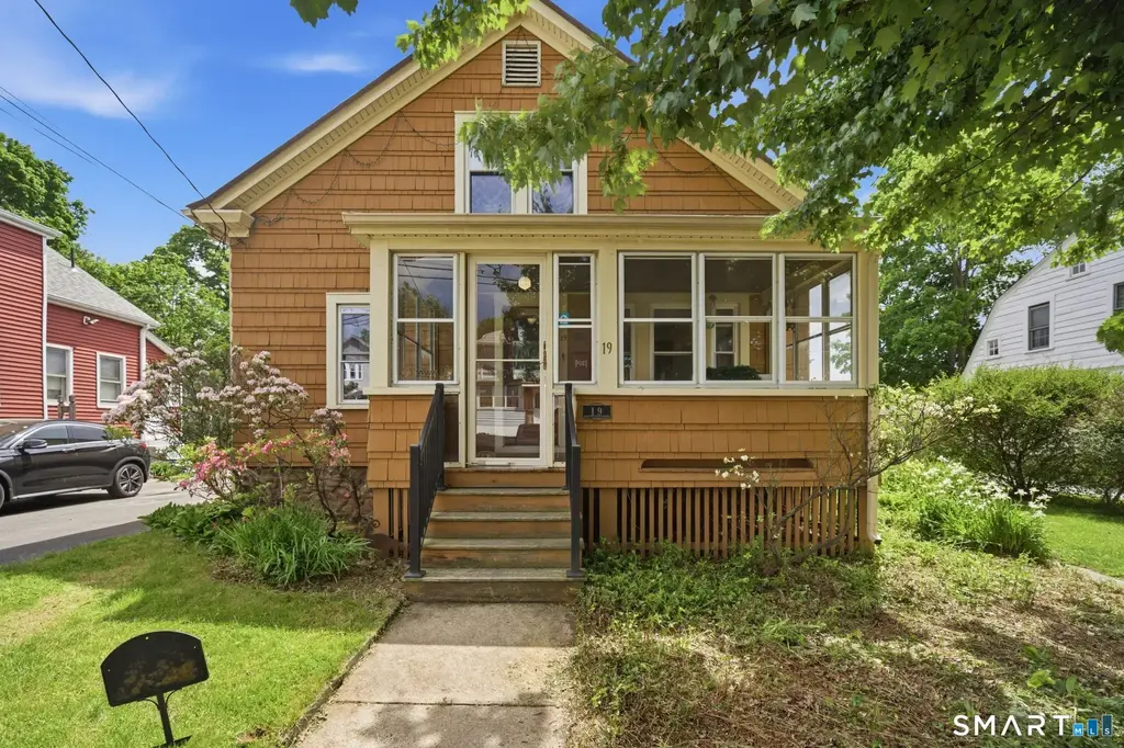 19 Homestead Avenue, New Britain