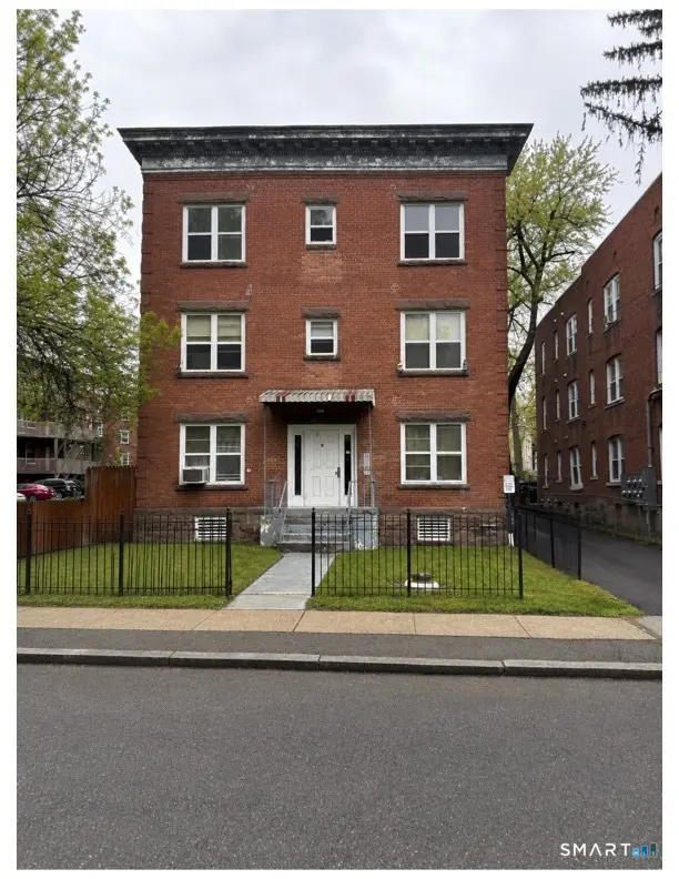 15 Cabot Street, Hartford