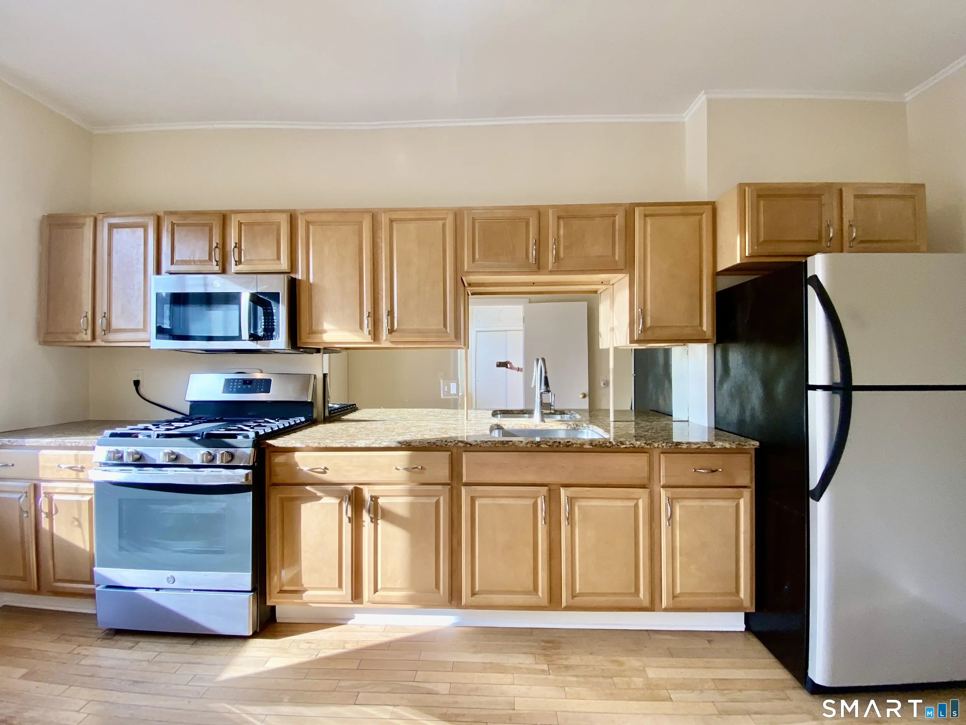 268 College Street 2r, New Haven