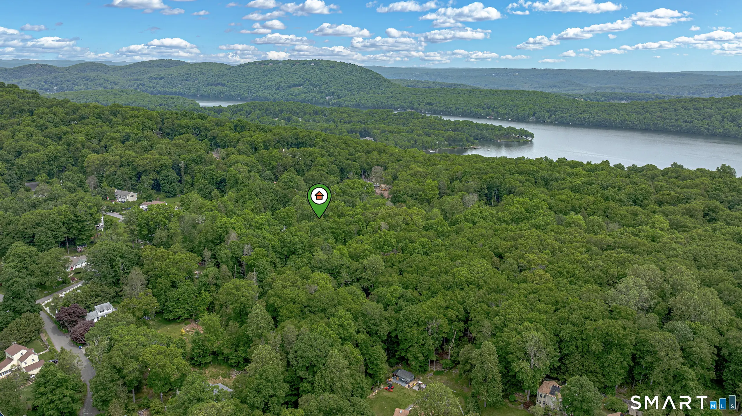 78 Candle Hill Road, New Fairfield