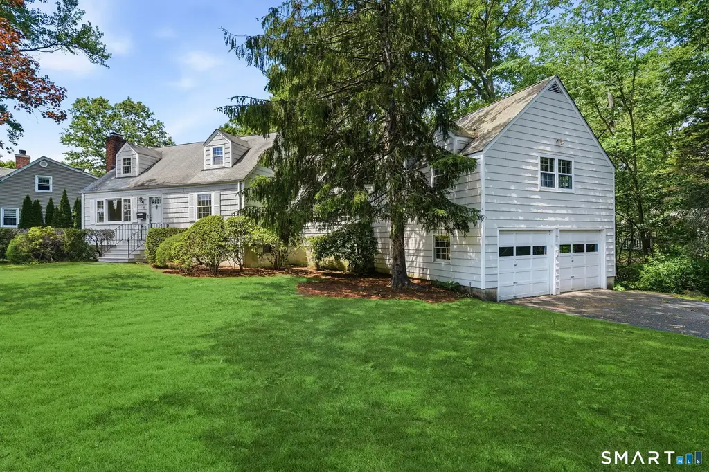 87 White Birch Lane, Stamford