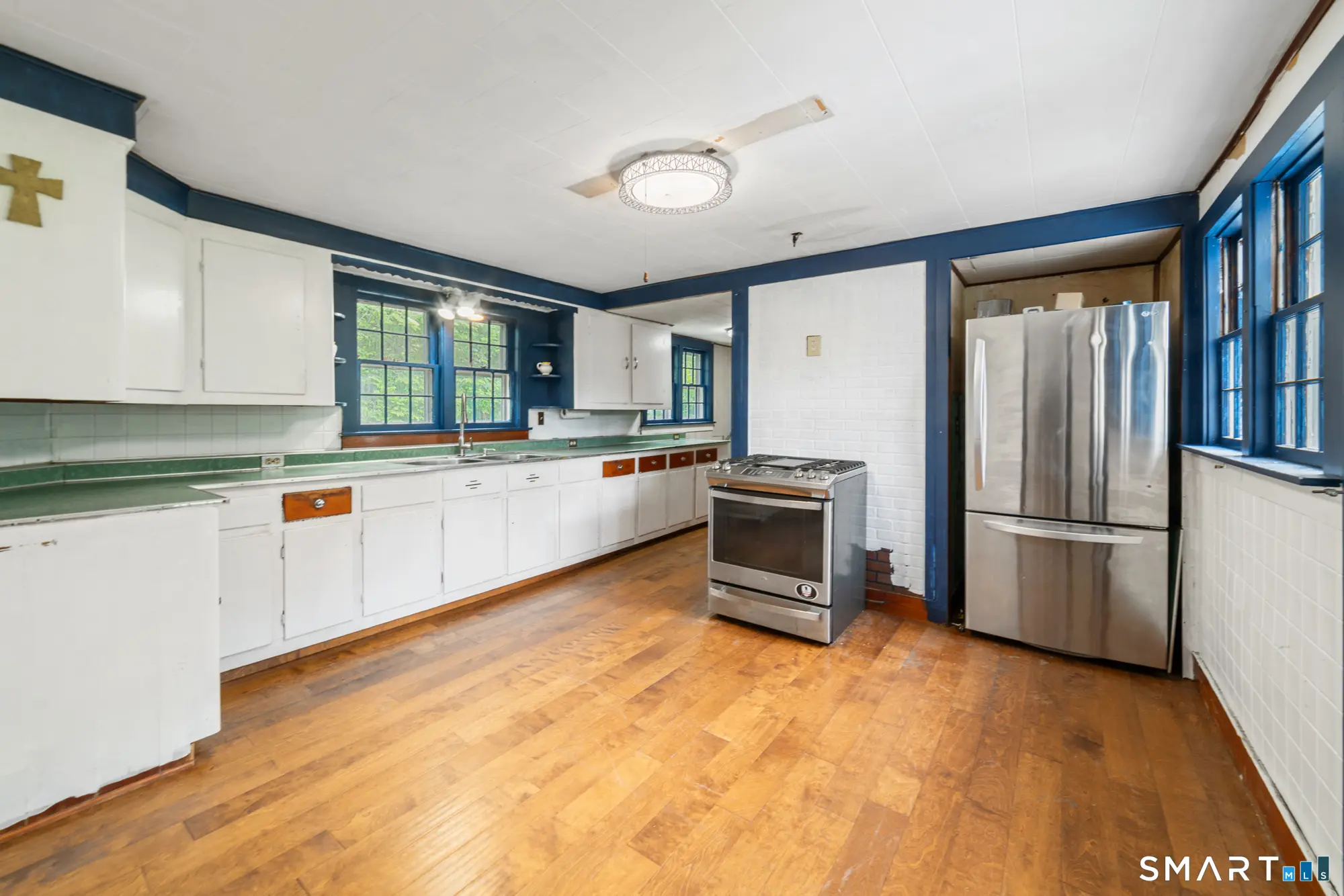 6 Easy Street, Woodbury