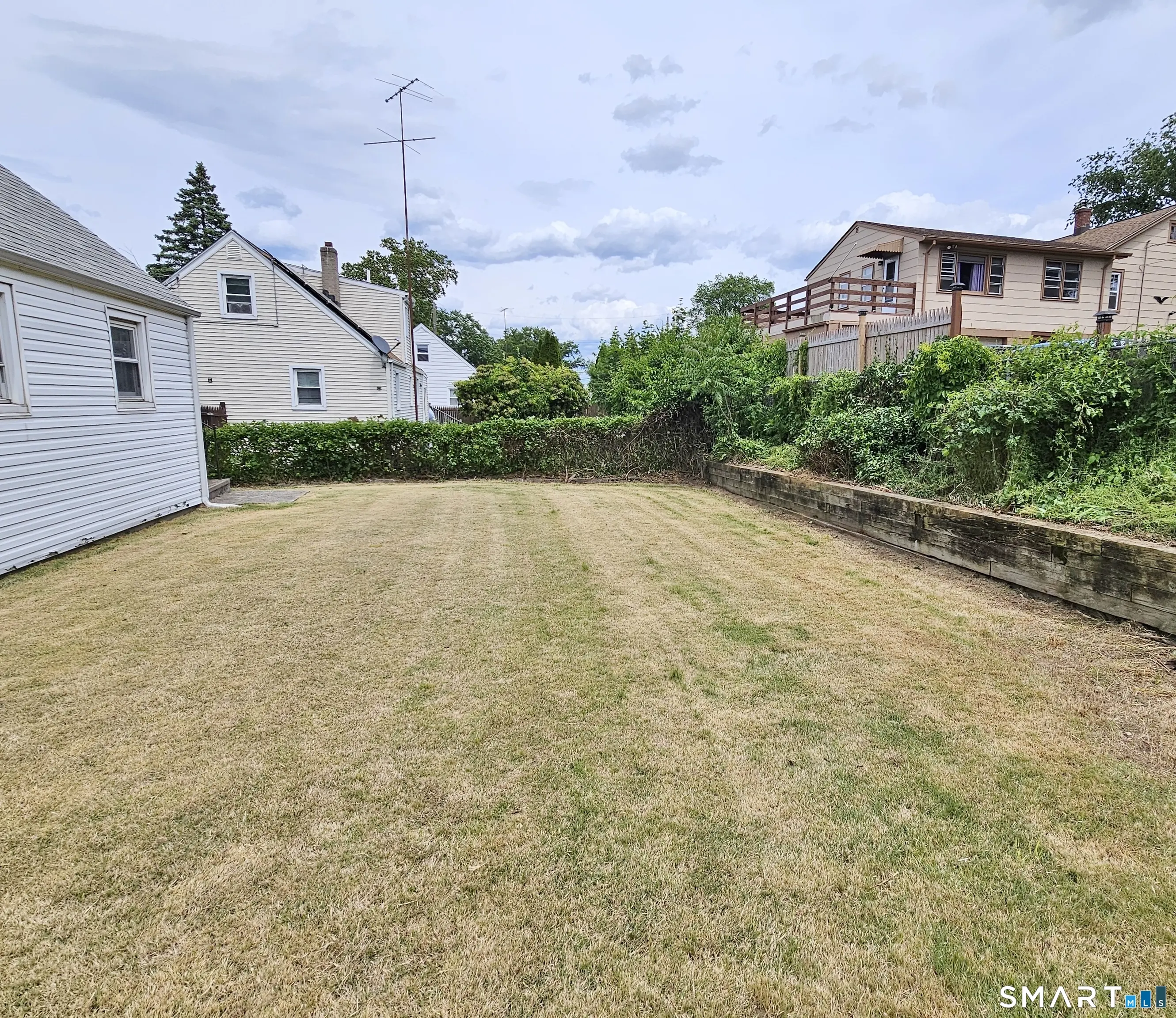 221 Truman Street, Bridgeport