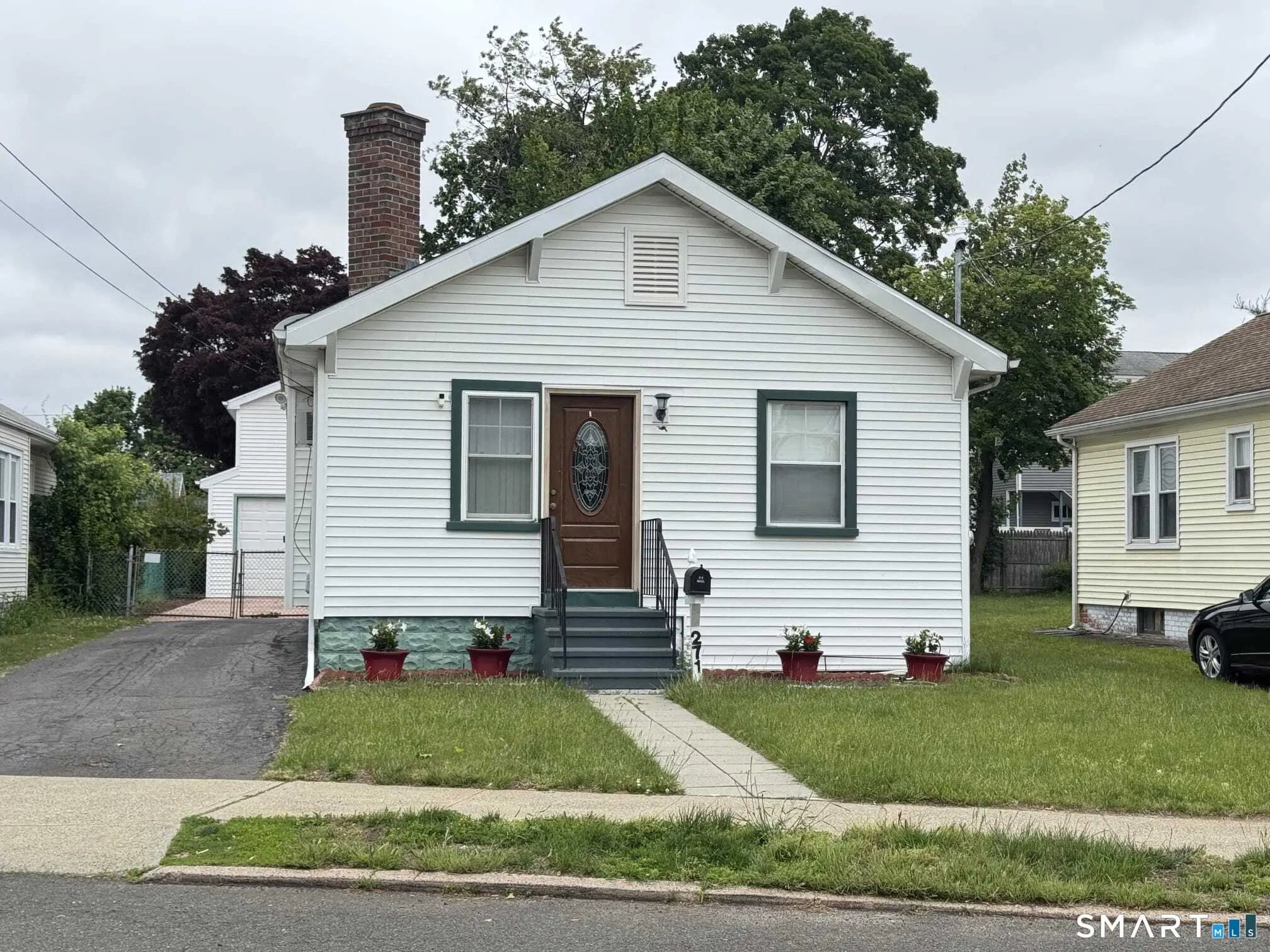 271 Third Avenue, West Haven