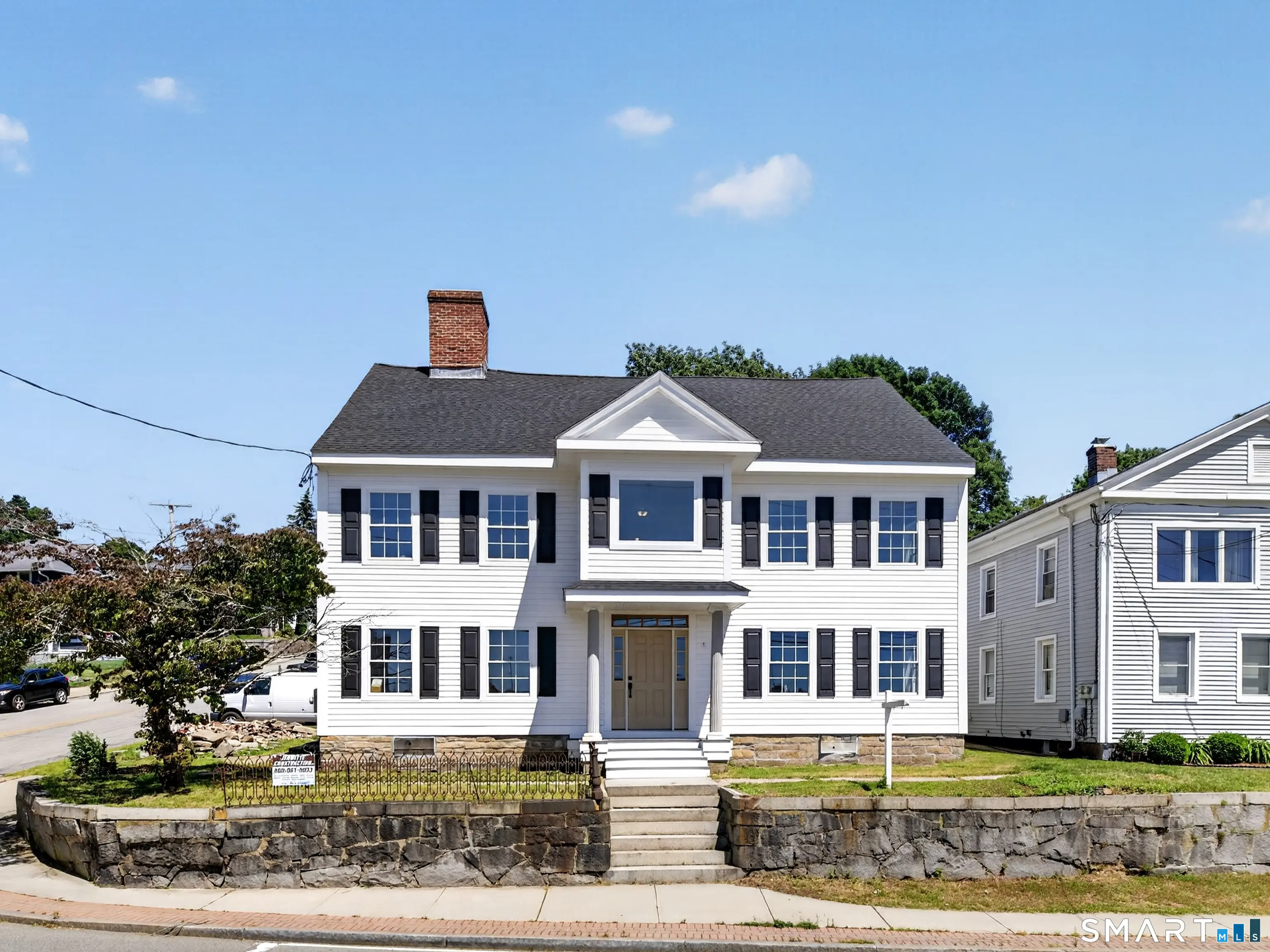 108 Thames Street, Groton