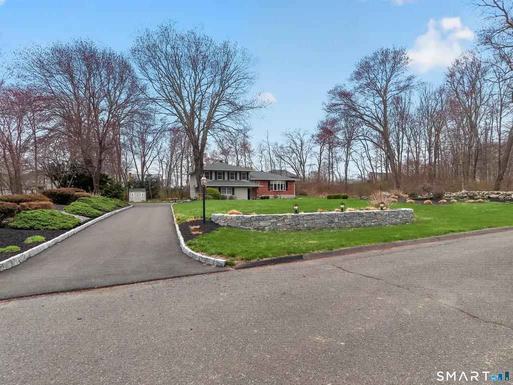 47 Maple Tree Drive, Watertown