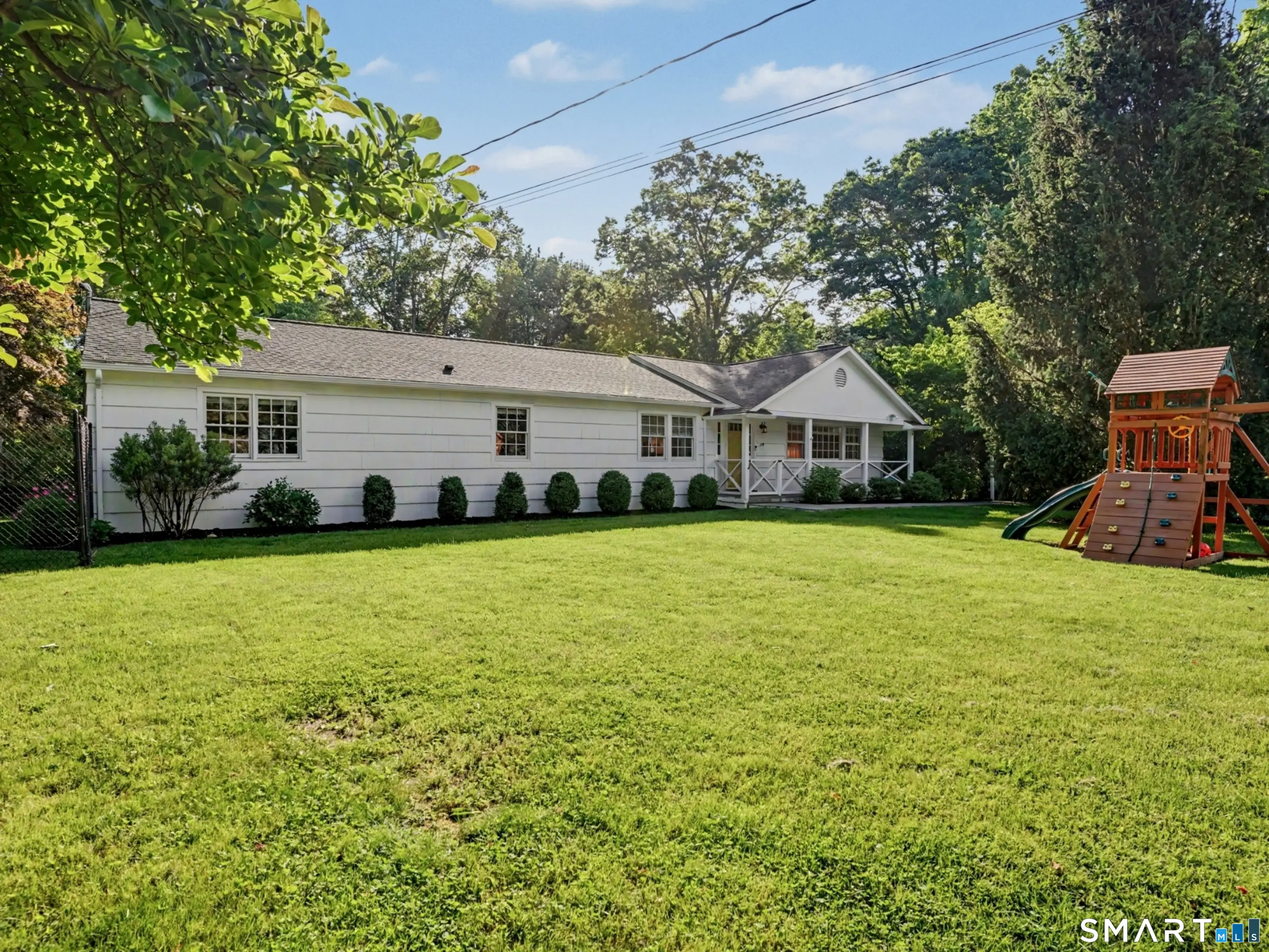 3 Pheasant Court, Norwalk