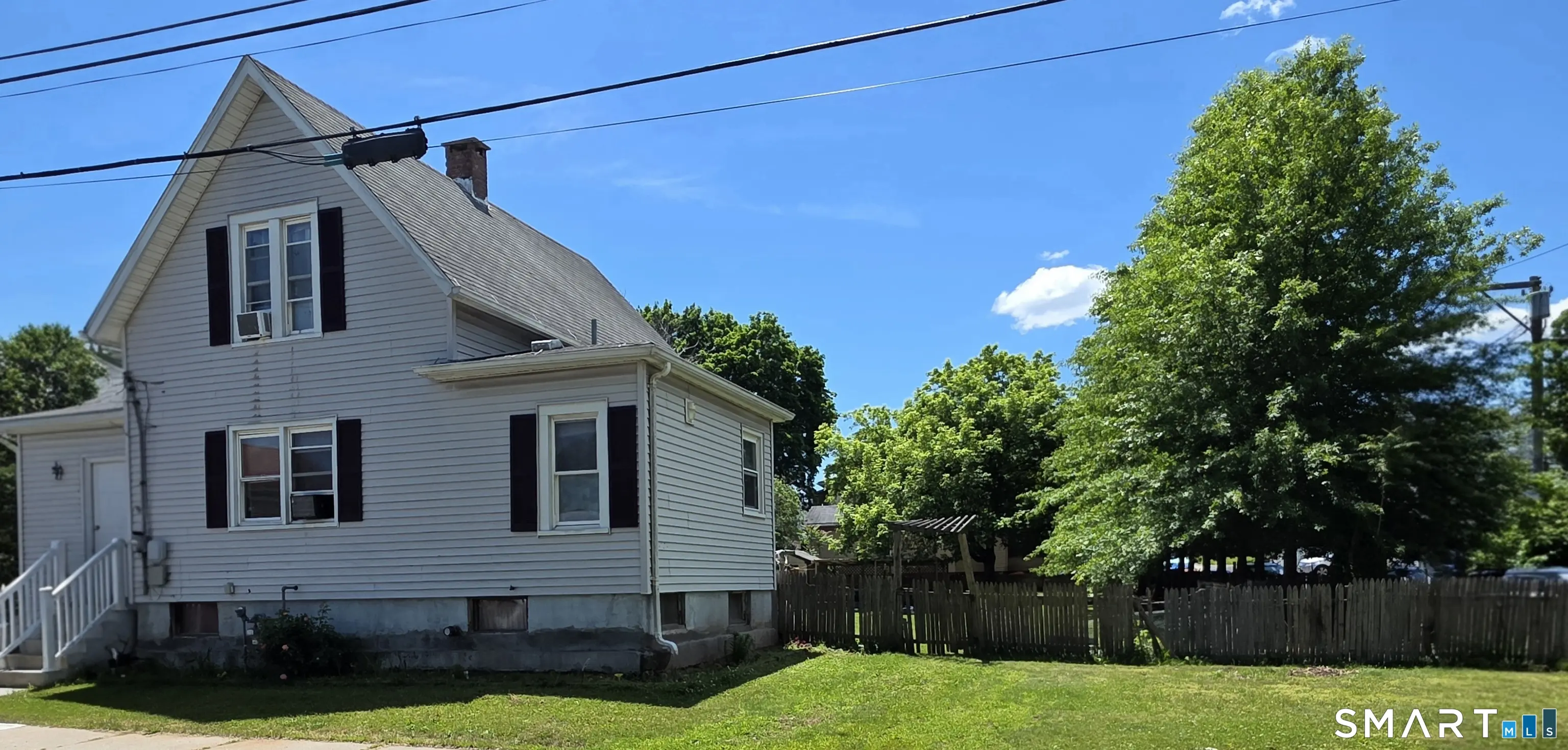 28 Pine Street, Meriden
