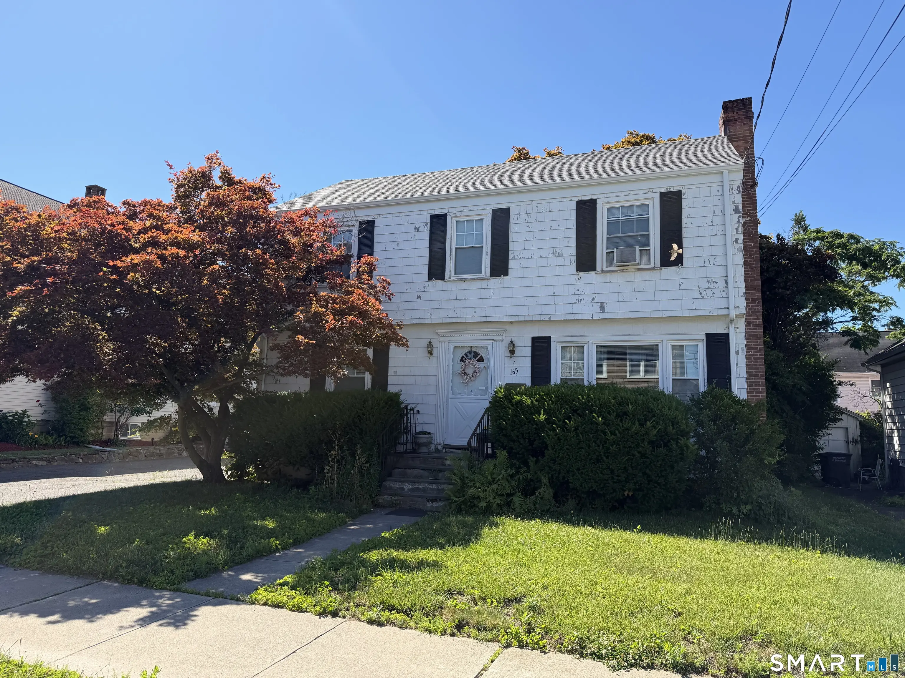 165 Overland Avenue, Bridgeport