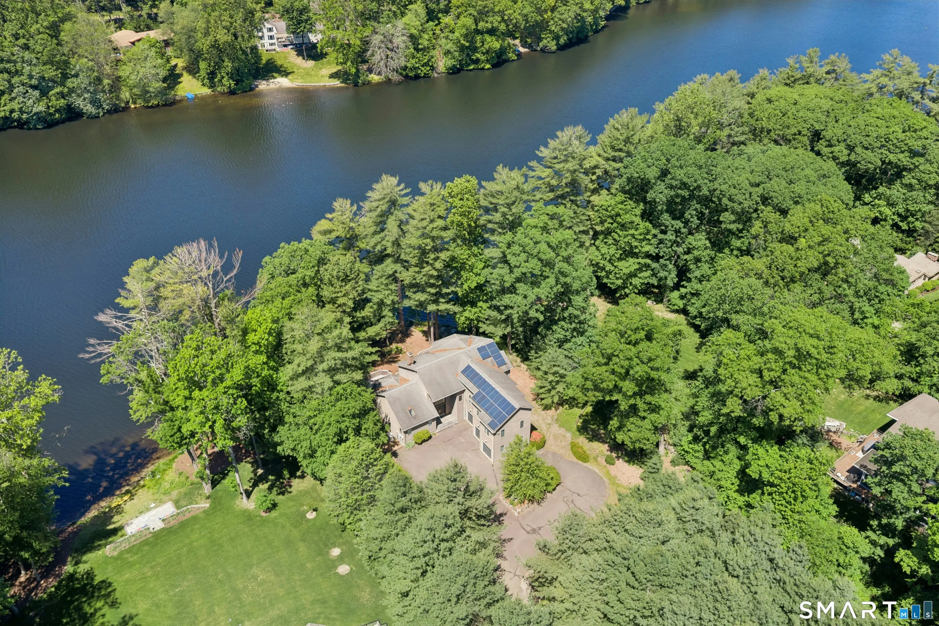 141 Canoe Brook Road, Trumbull