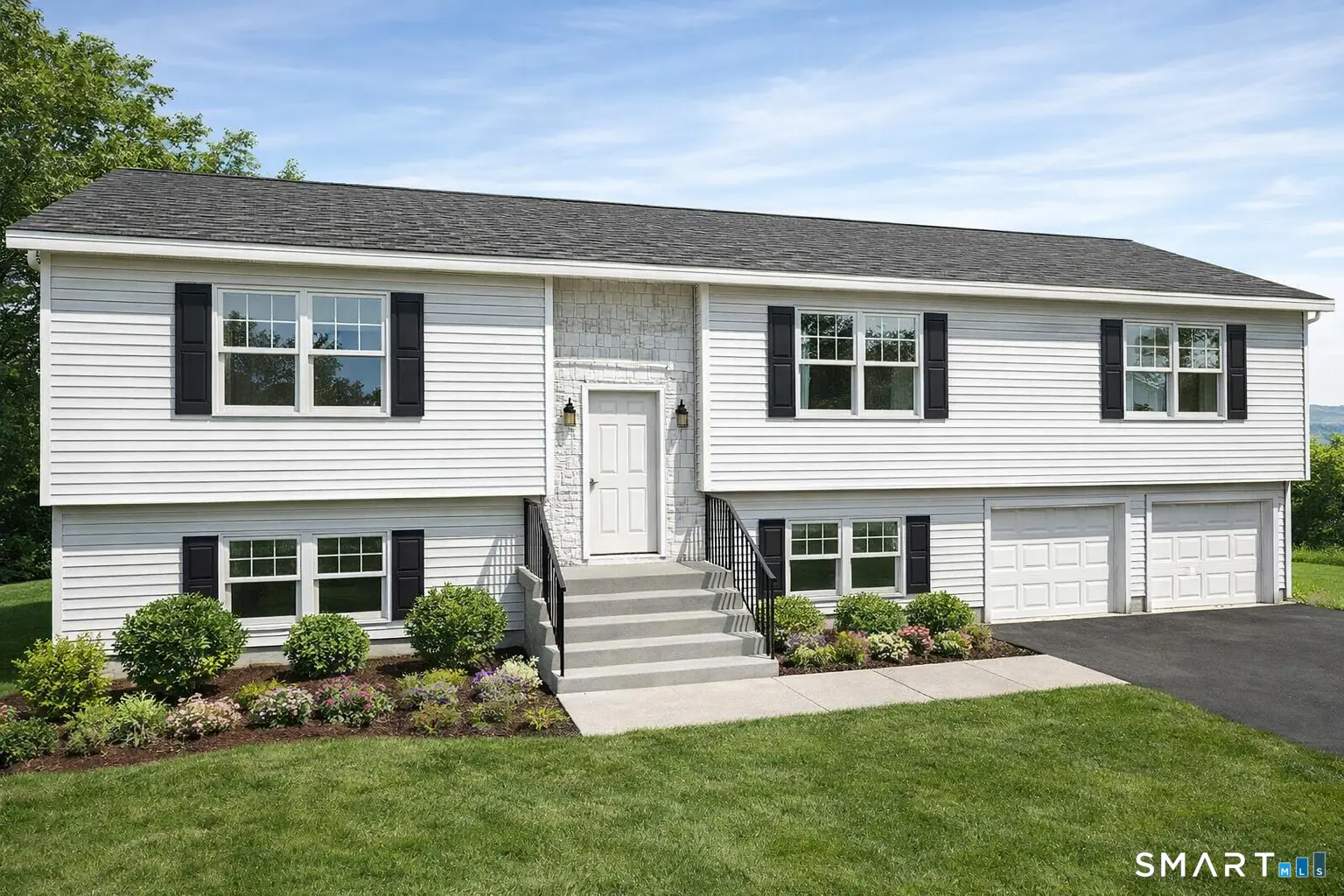 45 Adriatic Lane, Naugatuck