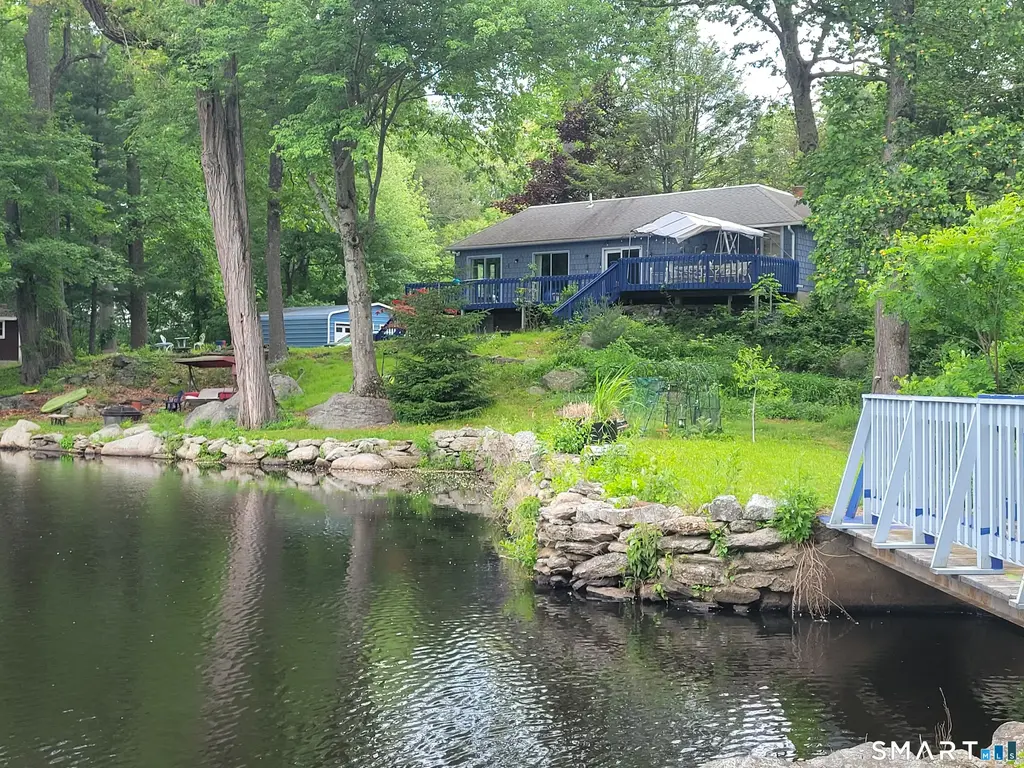 249 Circle Drive, Stratford