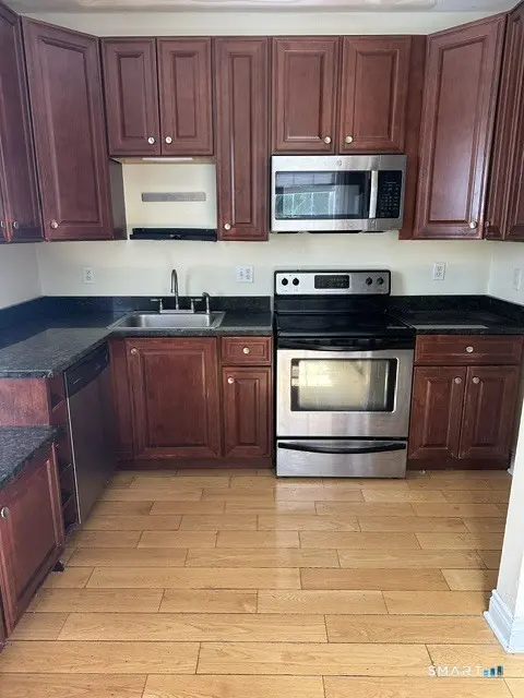 295 Ridge Road 9, Wethersfield