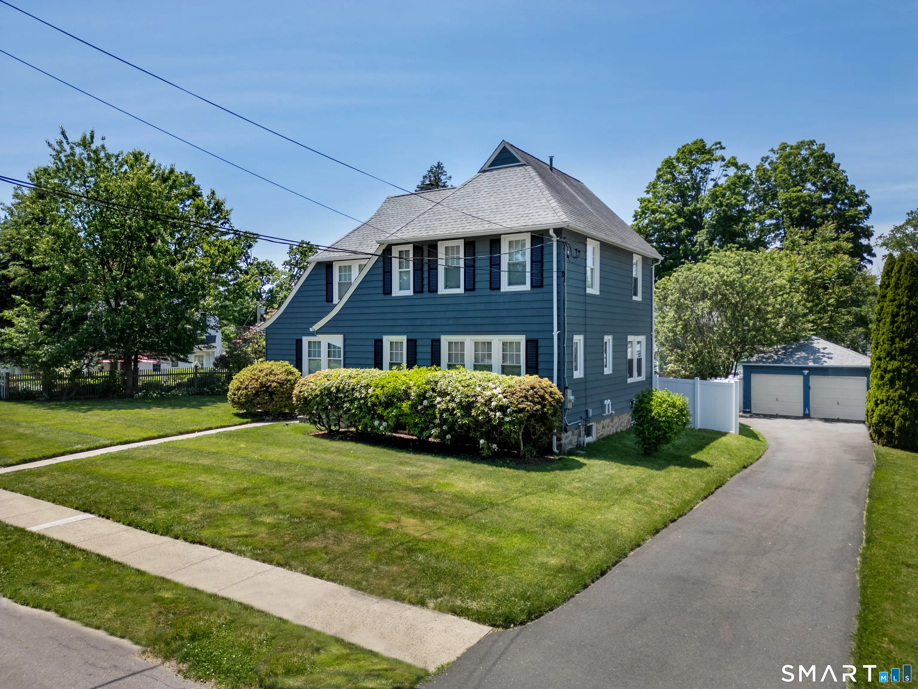 180 Rockland Road, Fairfield