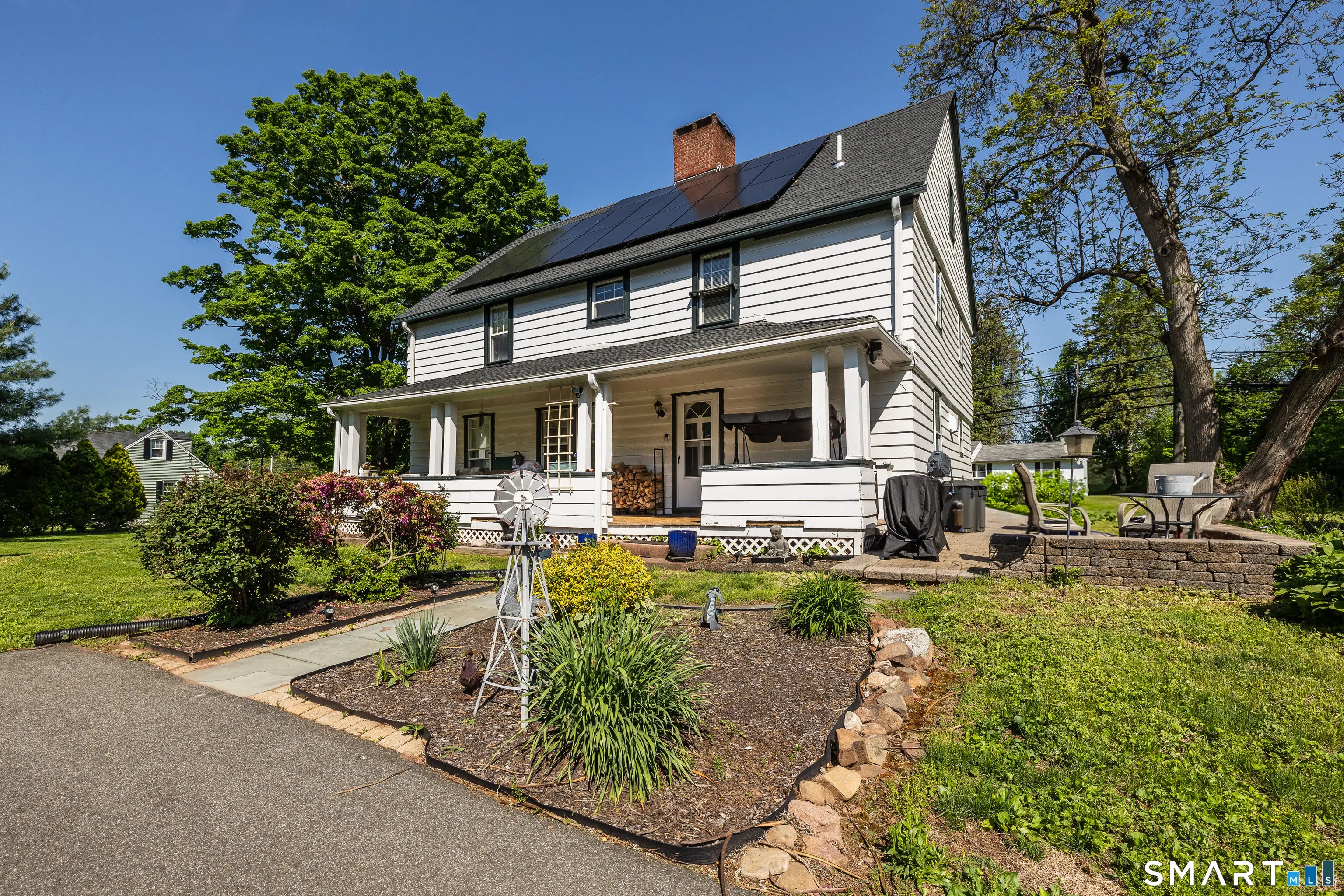 1563 Old North Colony Road, Meriden
