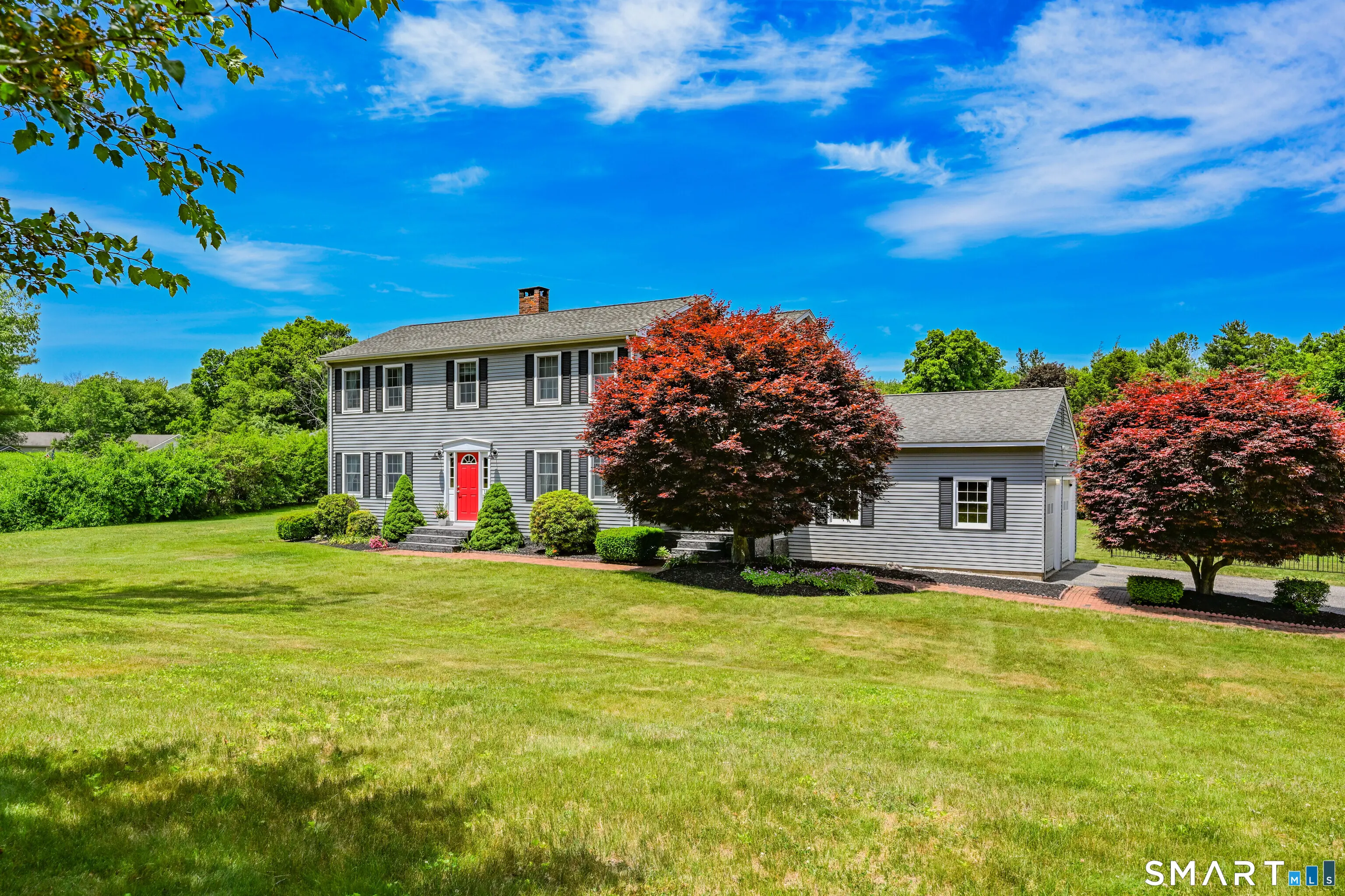18 Carriage Drive, Burlington