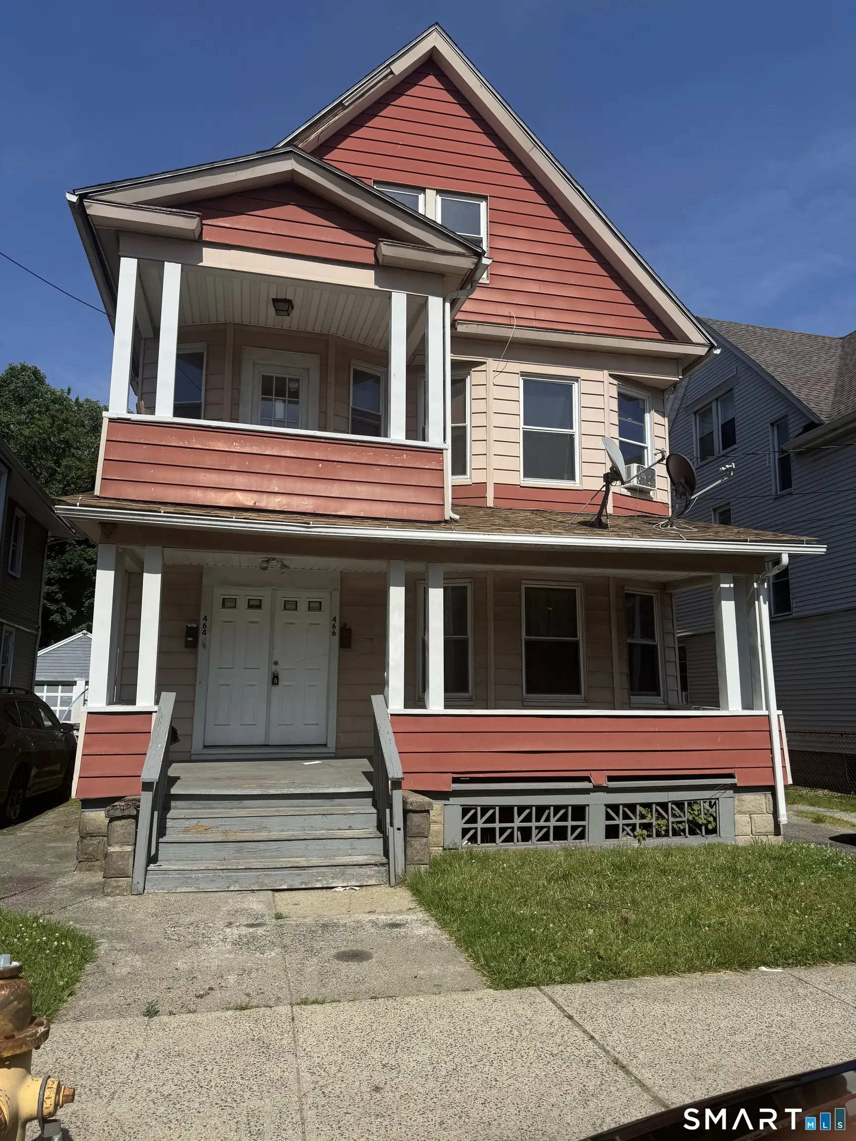 464-466 Wilmot Avenue, Bridgeport