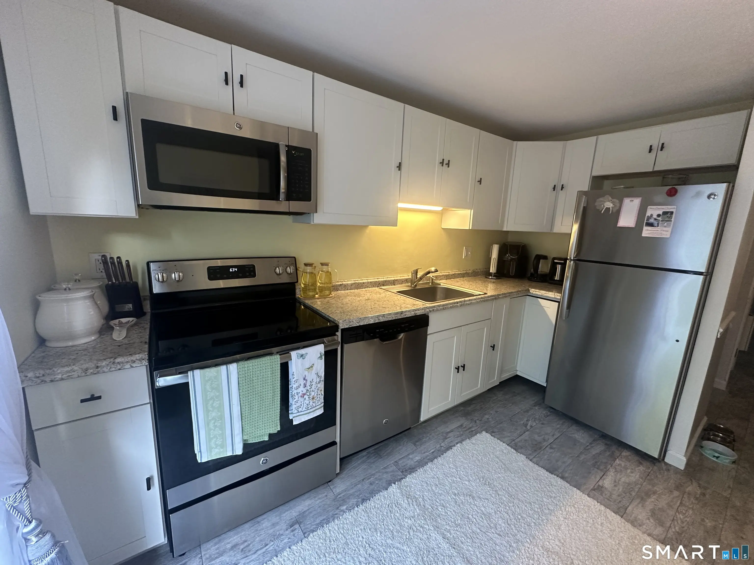 23 Seymour Road 3b, East Granby