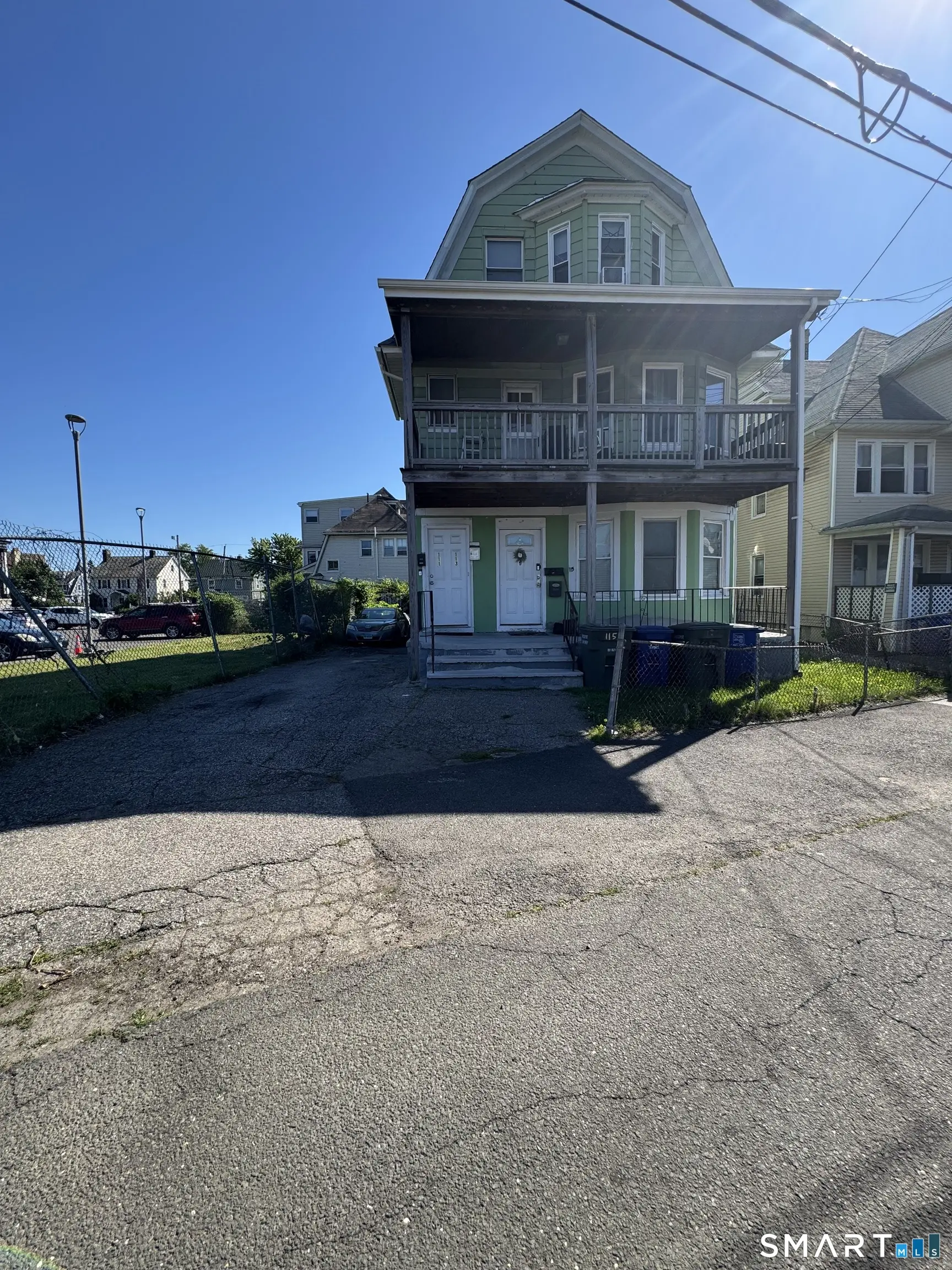 111 Calhoun Place, Bridgeport